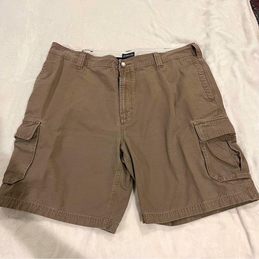 St. John's Bay Tan Cargo Shorts for Men